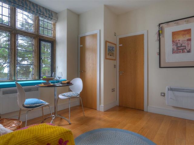 6 Coram Tower - 1105851 - photo 4