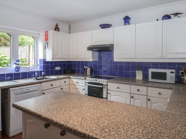 2 Kersbrook Gardens - 1105868 - photo 5