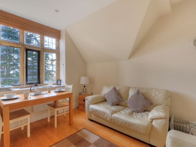 7 Coram Tower - 1106024 - photo 3