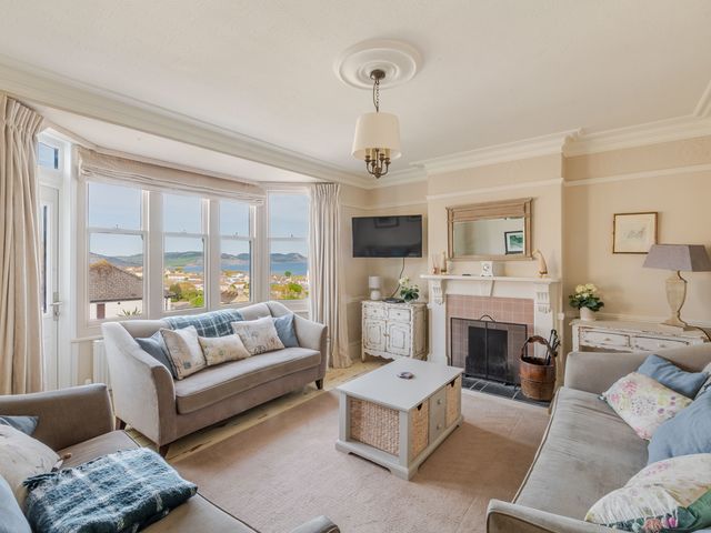 2 Hadleigh Villas - 1106081 - photo 3