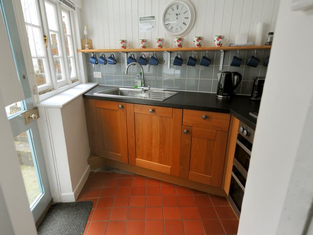 Monmouth Cottage - 1106299 - photo 3