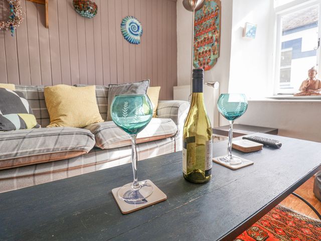 Coombe Street Cottage - 1106402 - photo 4