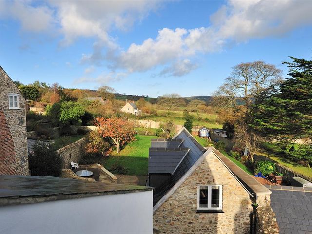 Stone House - 1106471 - photo 2