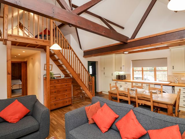 3 Home Farm South - 1106482 - photo 4