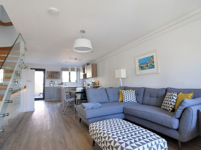 3 Grove Mews - 1106539 - photo 3