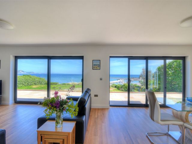 Harbour Heights Cottage - 1106543 - photo 2