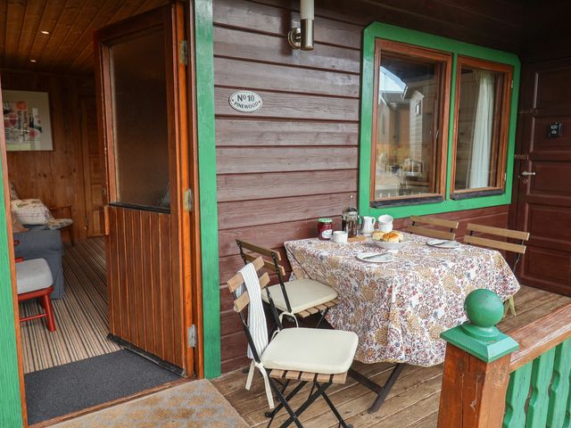 10 Pinewood Retreat - 1106603 - photo 2