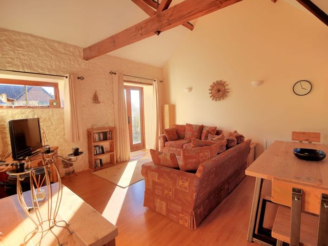 2 Home Farm South - 1106649 - photo 5