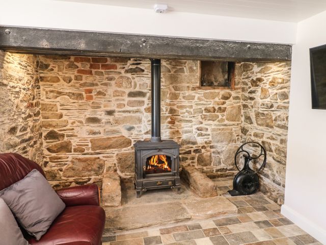 Yew Tree House - 1107088 - photo 3