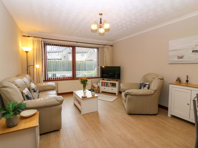 48 Edenbank Road - 1108043 - photo 3