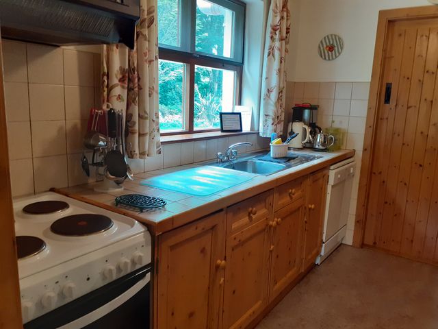 Cornode Cottage - 1108124 - photo 5