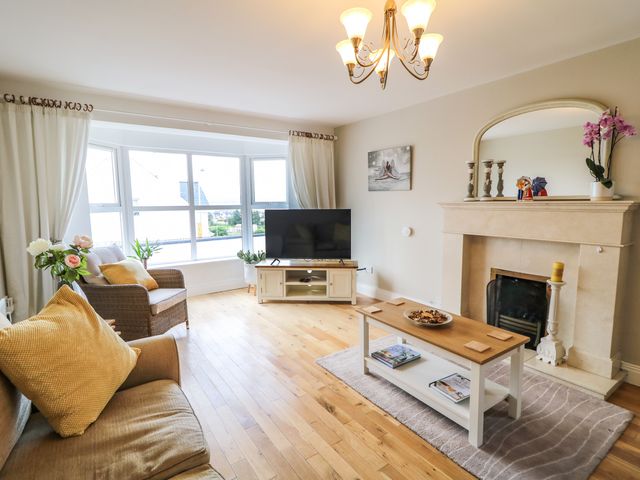 12 Hillview - 1109418 - photo 3