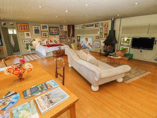 Lymington Lodge at Normandy Marsh - 1109837 - photo 5