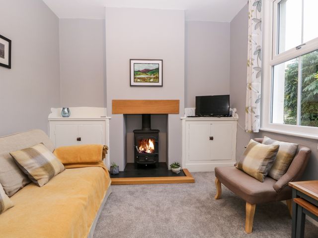 7 Railway Cottages - 1110651 - photo 4