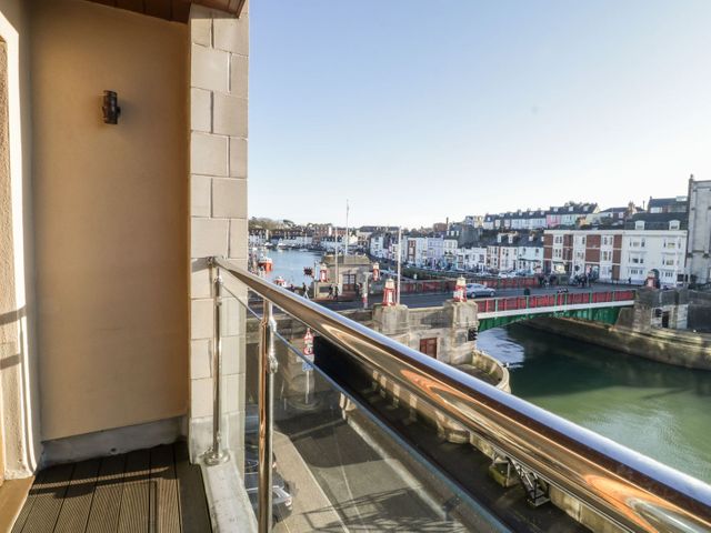 Townbridge Apartment - 1111030 - photo 2