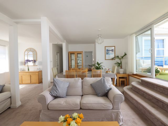Apartment at Morningside Hotel - 1111500 - photo 3