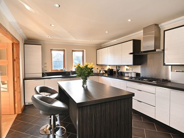 Inverness City Apartment - 1111530 - photo 3