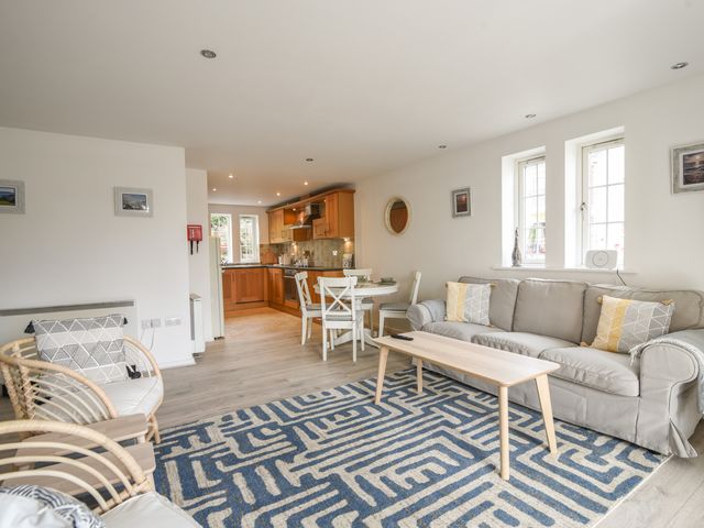 1 Buckfields - 1111915 - photo 5