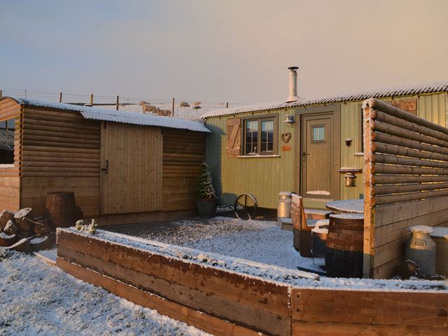 Heather Hut at Copy House Hideaway - 1112303 - photo 2