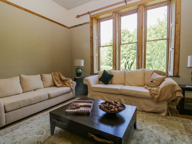 The Residence - 1112371 - photo 4