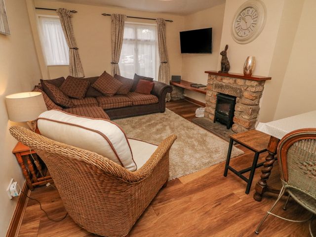 No. 2 The Mews - 1112839 - photo 2