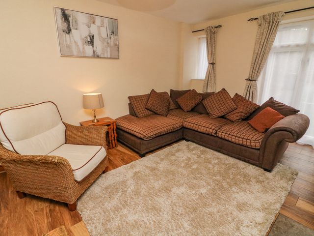 No. 2 The Mews - 1112839 - photo 3