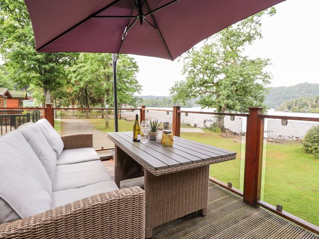 Loubi's Lakeside Lodge - 1112900 - photo 4