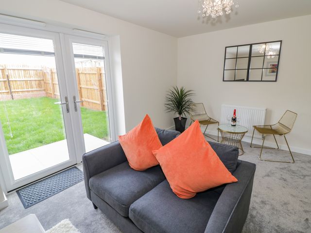 23 Moat House Close - 1113289 - photo 4
