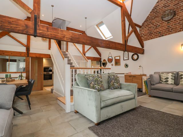 2 Engine House - 1113969 - photo 3