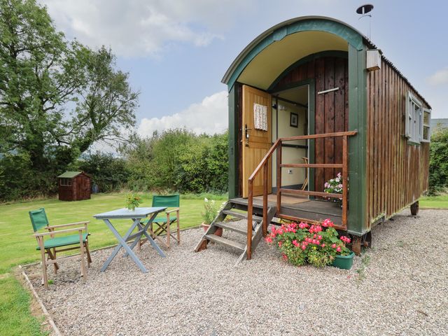 Brown Hare Shepherds Hut - 1114575 - photo 2