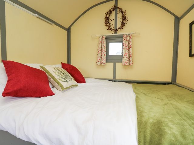 Brown Hare Shepherds Hut - 1114575 - photo 4