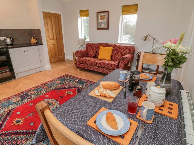 High Barns Cottage - 1115212 - photo 5