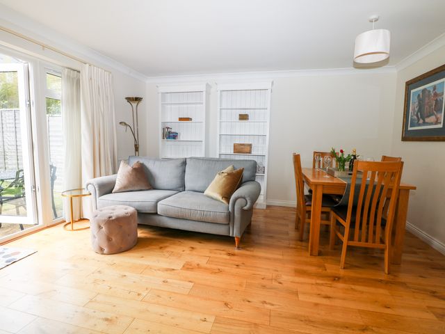 Baldwin Close - 1115232 - photo 5