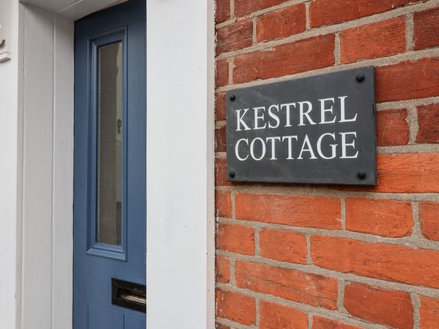 Kestrel Cottage, Southwold - 1116801 - photo 2