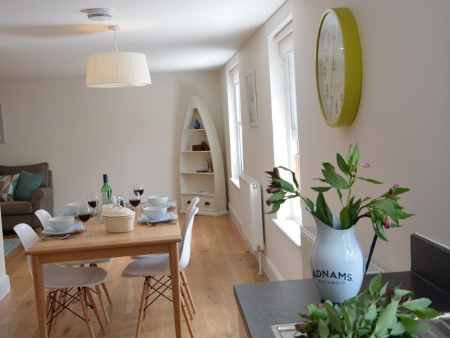 Southwold Arms Apartment - 1116847 - photo 4
