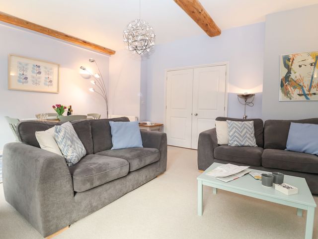 Saffron, Blythview - 1116873 - photo 3