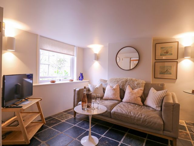 Mariners Cottage, King Street - 1116944 - photo 5