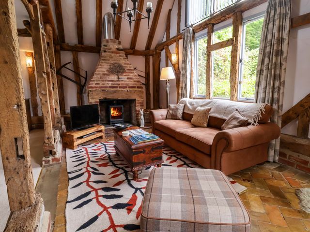 Wassicks Cottage, Haughley - 1116975 - photo 3