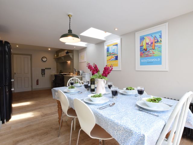 15 Victoria Street, Southwold - 1117064 - photo 4
