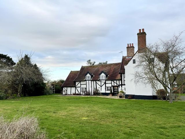 Church Farmhouse, Cookley - 1117090 - photo 2