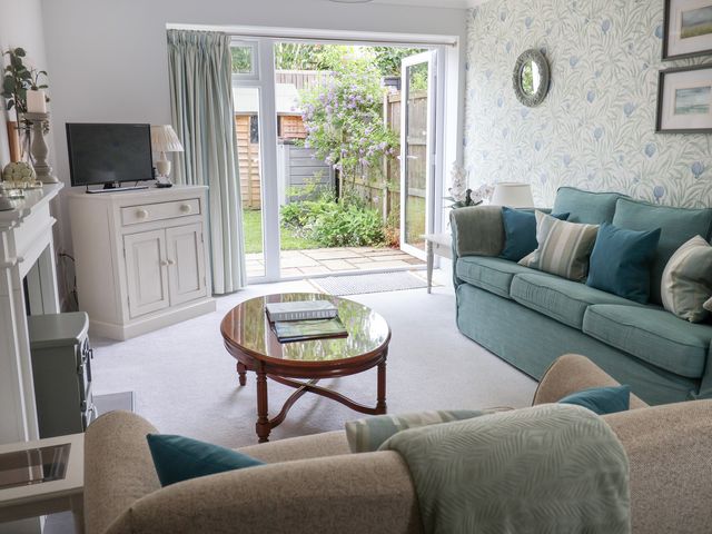 1 Coconut Cottage, Long Melford - 1117133 - photo 2