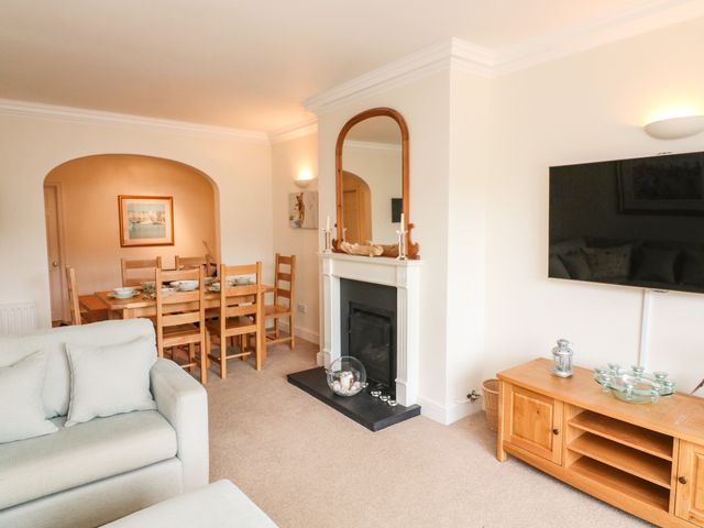 4 St Elmo Court - 1118051 - photo 5