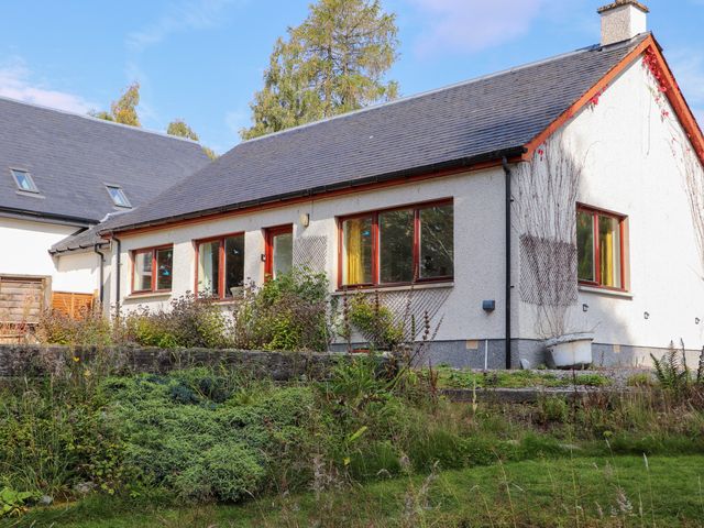 Creag Dhubh Cottage - 1118473 - photo 2