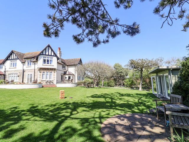 The Seaside Inn - 1118986 - photo 1