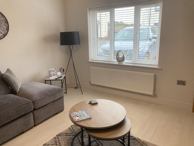 LunaRoxx, 6 Meadow Gardens, Kilgetty - 1119260 - photo 4