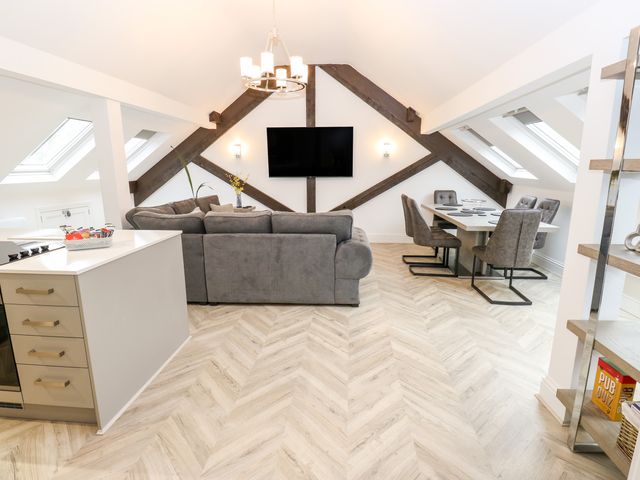 The Penthouse - 1119607 - photo 3