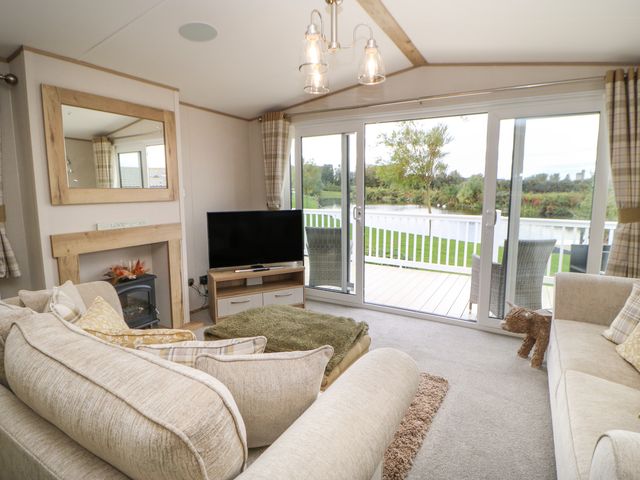10 Cheviot View - 1119732 - photo 4