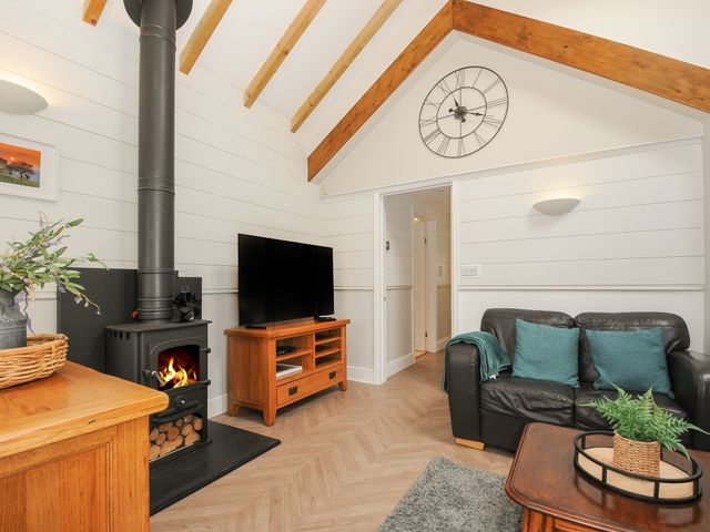 Curlew Lodge - 1120957 - photo 2
