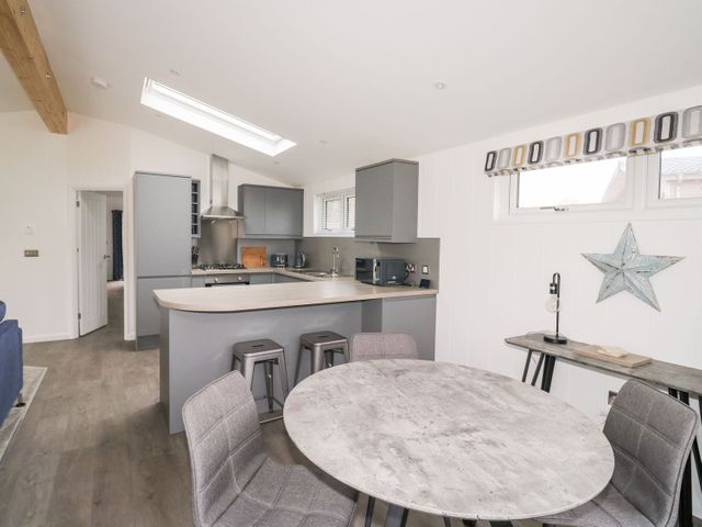 1 Southern Place - 1121187 - photo 5