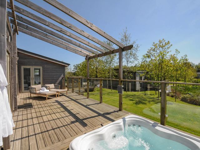 11 Meadow Retreat - 1121195 - photo 1